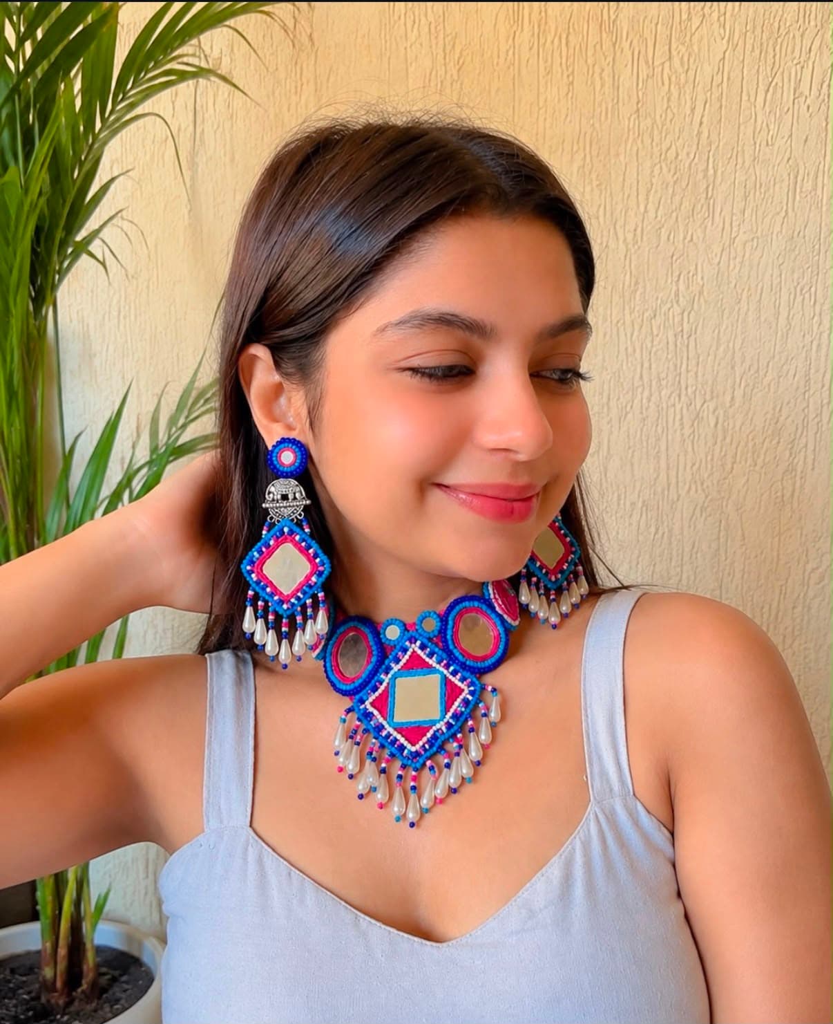 Parsha Lukka festive jewelry, shaped by hand