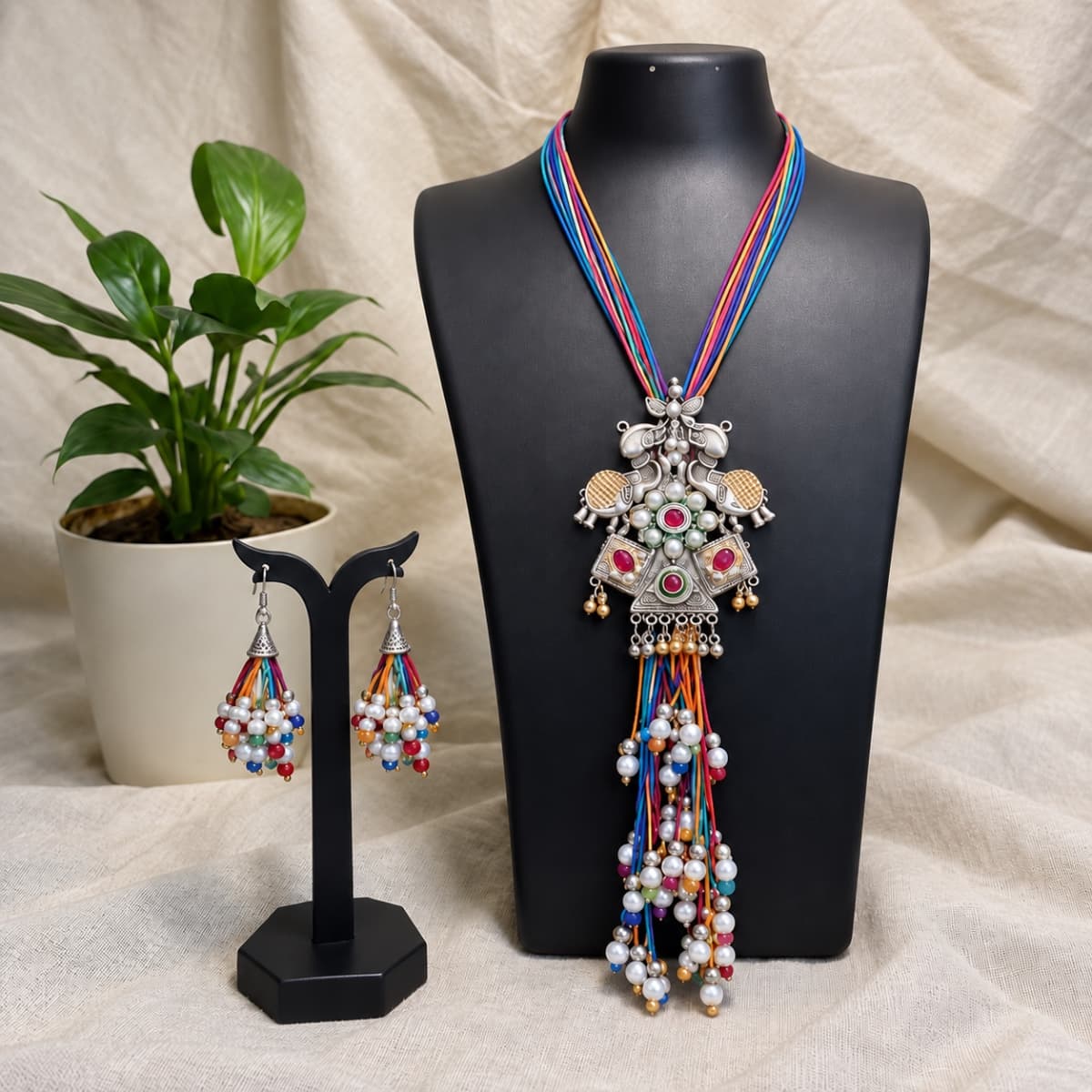 Raas rang Necklace